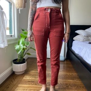 Hollister Ultra High-Rise Mom Jeans in Rust Vintage Stretch